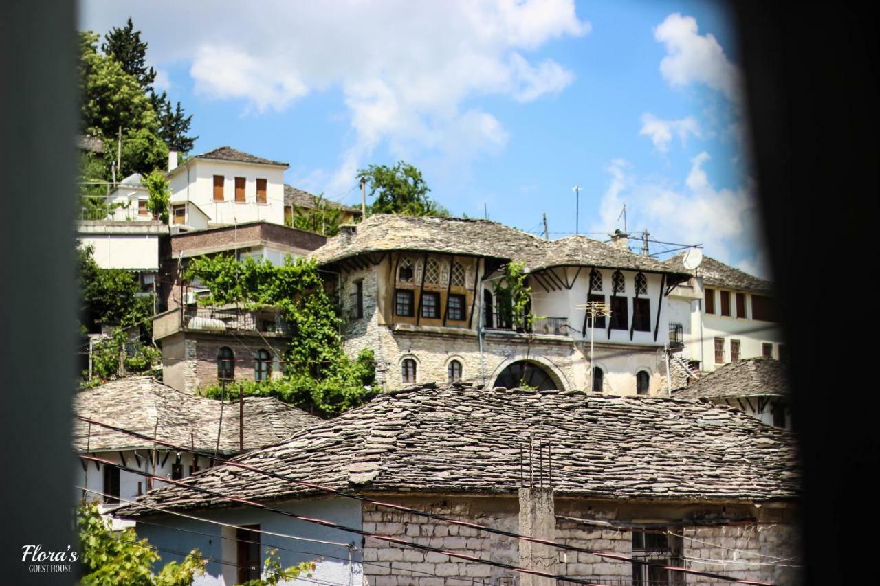Flora'S Guesthouse 'The Fir Gate' Gjirokastra Kültér fotó